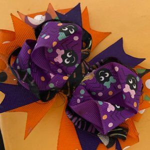 Halloween hair bow pin